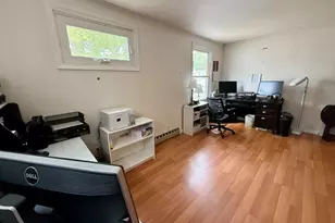 20 Flower St, Wethersfield, CT 06109 - Photo 32