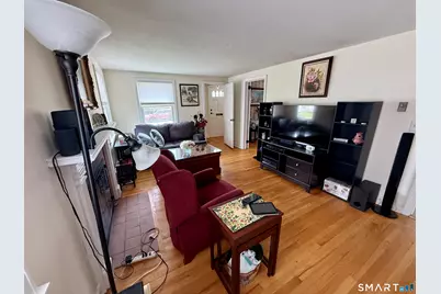 20 Flower Street, Wethersfield, CT 06109 - Photo 6
