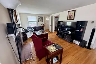 20 Flower St, Wethersfield, CT 06109 - Photo 6