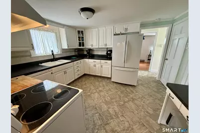 20 Flower Street, Wethersfield, CT 06109 - Photo 14