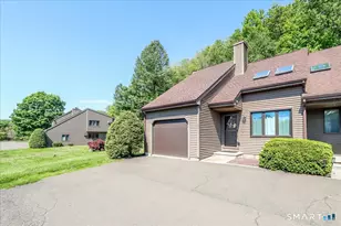 29 Twin Oaks, New Milford, CT 06776 - Photo 2