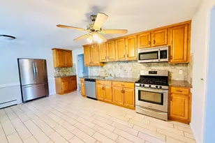 445 Wiklund Ave, Stratford, CT 06614 - Photo 2
