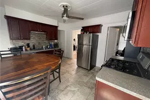 109 Churchill St, Fairfield, CT 06824 - Photo 2
