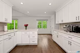 54 Butternut Ln, Stamford, CT 06903 - Photo 10