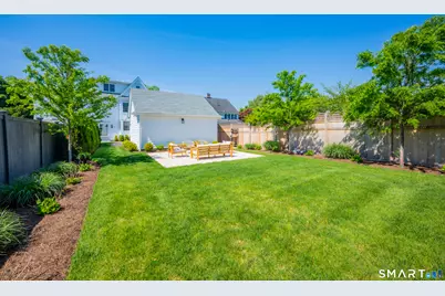 920 Old Post Road, Fairfield, CT 06824 - Photo 36