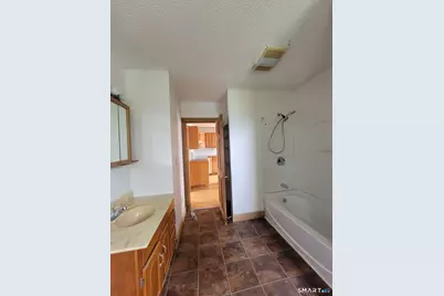 3 Pearl Street #3, Plymouth, CT 06786 - Photo 4