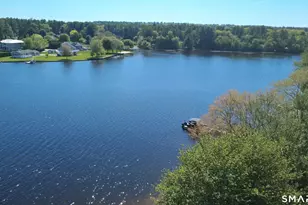 26 Holly Dr, Griswold, CT 06351 - Photo 2