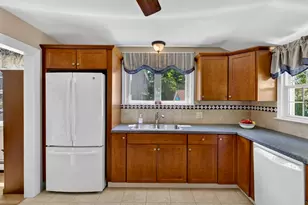 6 Joyce Ct, East Lyme, CT 06357 - Photo 14