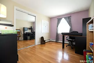 7 Jonathan Pl, Bloomfield, CT 06002 - Photo 8