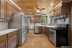 2 Quarry Rd, Simsbury, CT 06070 - Photo 14