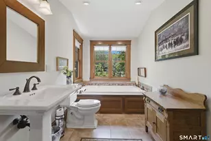 2 Quarry Rd, Simsbury, CT 06070 - Photo 18