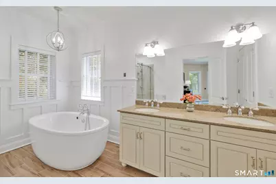 10 Merrit Woods, Burlington, CT 06013 - Photo 16
