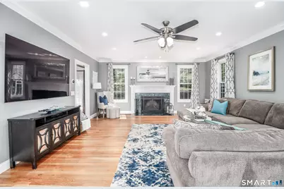 7 Lillinonah Drive, Brookfield, CT 06804 - Photo 6