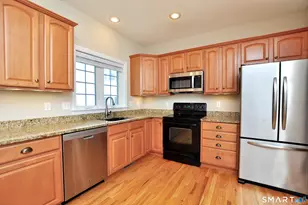 110 Turnberry Ln, Windsor, CT 06095 - Photo 14