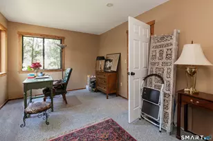 48 Woods Way, Woodbury, CT 06798 - Photo 14