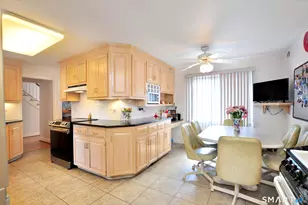 16 Miamis Rd, West Hartford, CT 06117 - Photo 18