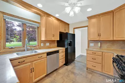 12 Unity Drive, Trumbull, CT 06611 - Photo 12