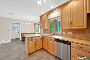 12 Unity Dr, Trumbull, CT 06611 - Photo 14