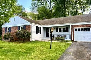 25 Miamis Rd, West Hartford, CT 06117 - Photo 1