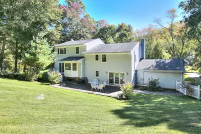 20 Joann Circle, Westport, CT 06880 - Photo 2