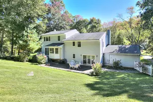 20 Joann Cir, Westport, CT 06880 - Photo 2