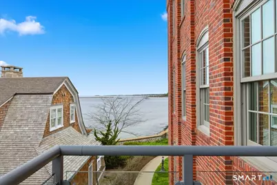 8 Stonington Commons #24, Stonington, CT 06378 - Photo 12