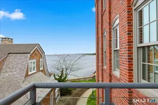8 Stonington Commons, Stonington, CT 06378 - Photo 12