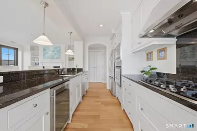 8 Stonington Commons #24, Stonington, CT 06378 - Photo 8