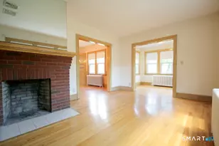 38 Hervey St, New Haven, CT 06512 - Photo 4