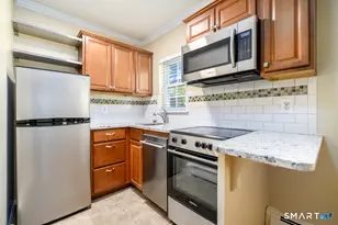 398 Courtland Ave, Stamford, CT 06906 - Photo 6