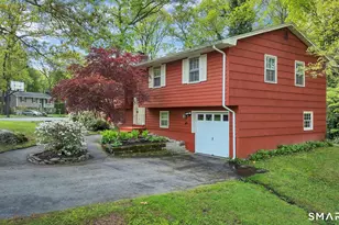 1 Holly Ln, Ledyard, CT 06335 - Photo 2