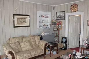 90 Franklin St, Meriden, CT 06450 - Photo 4