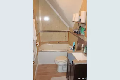 90 Franklin Street, Meriden, CT 06450 - Photo 22
