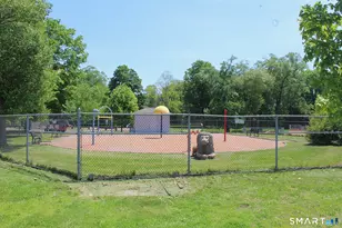 90 Franklin St, Meriden, CT 06450 - Photo 38