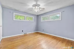 322 Pearl Lake Rd, Waterbury, CT 06706 - Photo 8