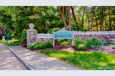 14 Woodcrest Lane #14, Danbury, CT 06810 - Photo 38