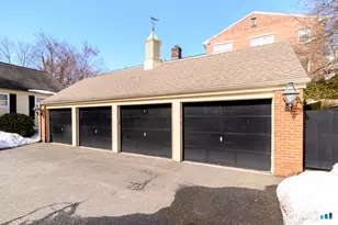 244 Park St, New Canaan, CT 06840 - Photo 18