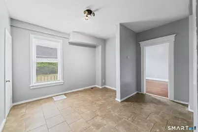 705 Dixwell Avenue #1R, New Haven, CT 06511 - Photo 6