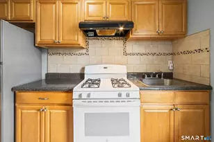 705 Dixwell Ave, New Haven, CT 06511 - Photo 6