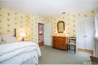 154 Steele Road, West Hartford, CT 06119 - Photo 32