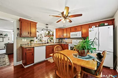 23 Woodley Court #2, Meriden, CT 06450 - Photo 6
