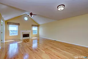 65 Elizabeth Cir, Newtown, CT 06482 - Photo 12