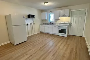 22 Spring St, Killingly, CT 06239 - Photo 2