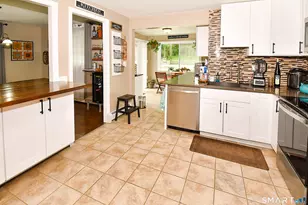 145 Cipolla Dr, East Hartford, CT 06118 - Photo 2