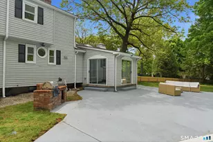 35 Hollow Brook Rd, Windsor, CT 06095 - Photo 2