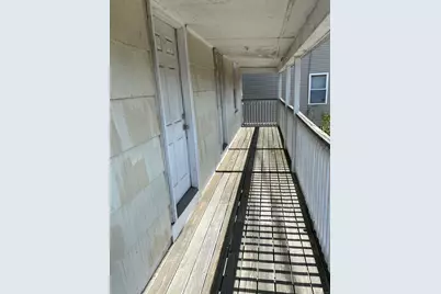 162 Norwich Avenue #2nd Floor, Norwich, CT 06360 - Photo 2