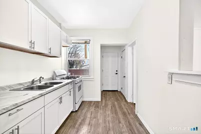 408 East Avenue, Bridgeport, CT 06610 - Photo 6
