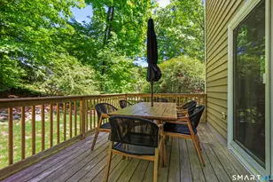 571 Belden Hill Rd, Norwalk, CT 06850 - Photo 34