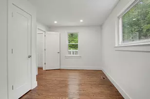 950 Benham St, Hamden, CT 06514 - Photo 16