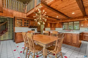 250 Tanglewood Rd, Stratford, CT 06614 - Photo 16